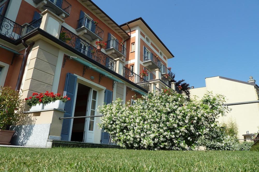 Hotel Residence La Luna Nel Porto Στρέσα Εξωτερικό φωτογραφία