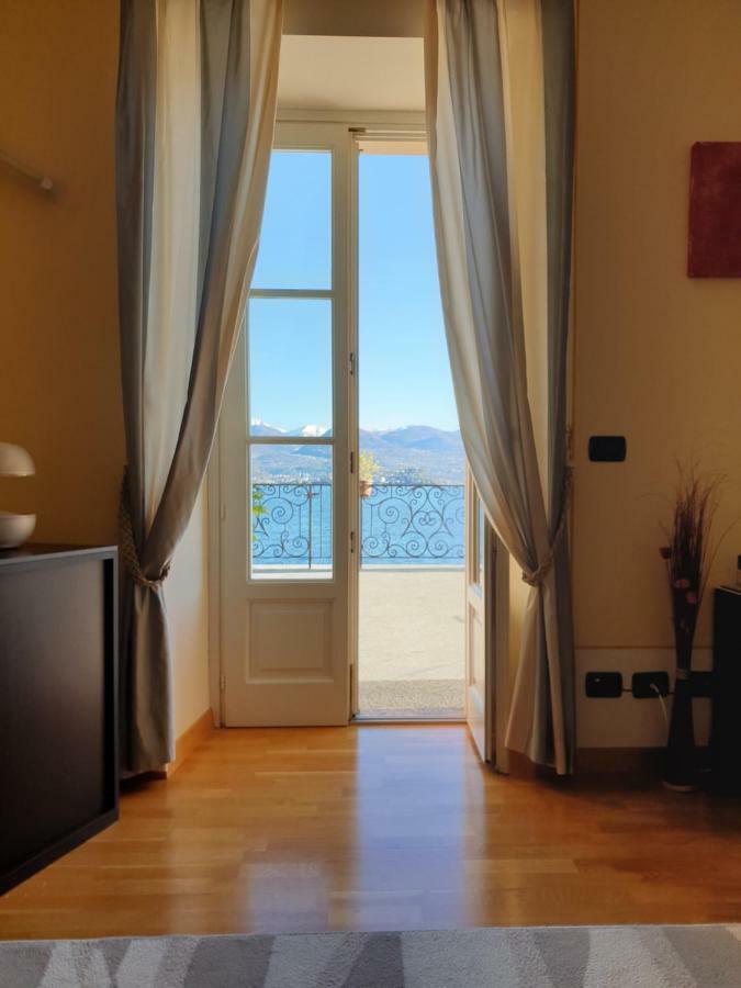 Hotel Residence La Luna Nel Porto Στρέσα Εξωτερικό φωτογραφία