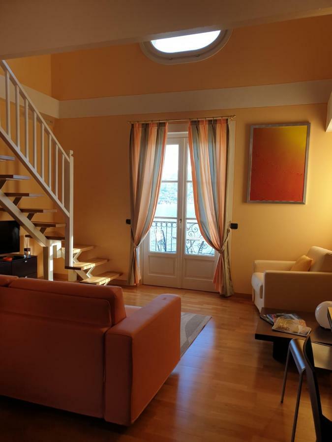 Hotel Residence La Luna Nel Porto Στρέσα Εξωτερικό φωτογραφία