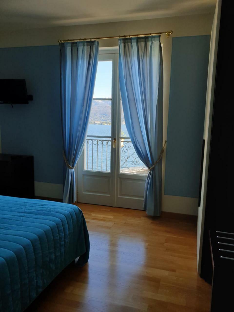 Hotel Residence La Luna Nel Porto Στρέσα Εξωτερικό φωτογραφία