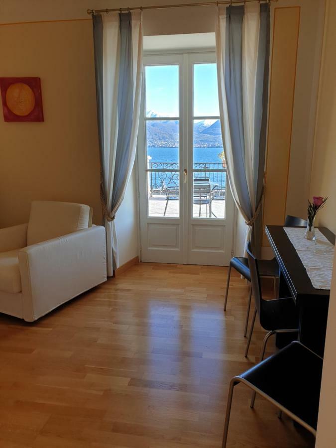 Hotel Residence La Luna Nel Porto Στρέσα Εξωτερικό φωτογραφία